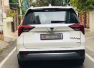 MAHINDRA XUV 700 AX7 DSL MT