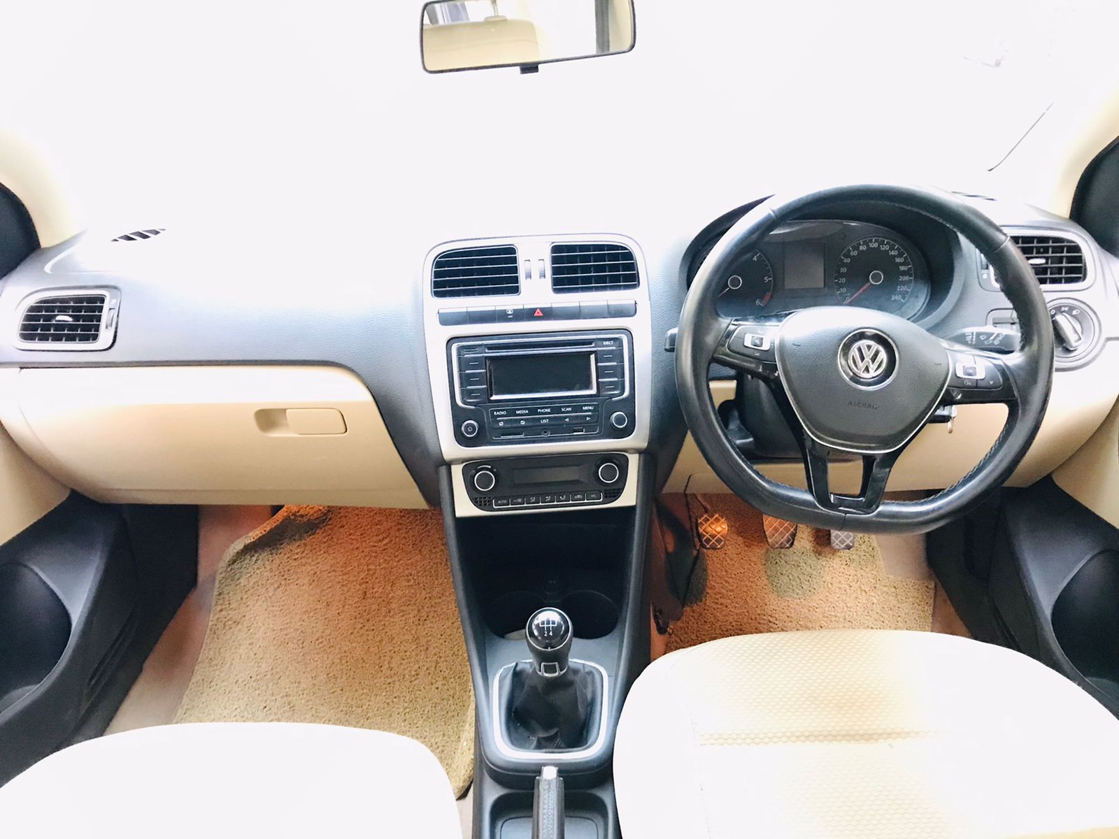 VOLKSWAGEN POLO 1.5 TDI HIGHLINE