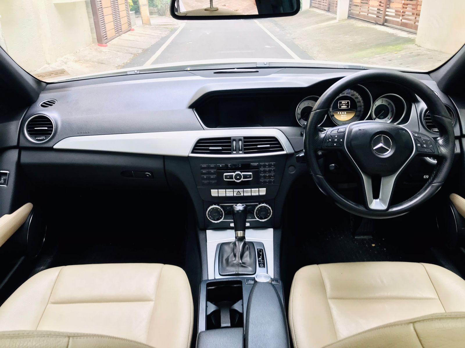 MERCEDES BENZ C220 CDI