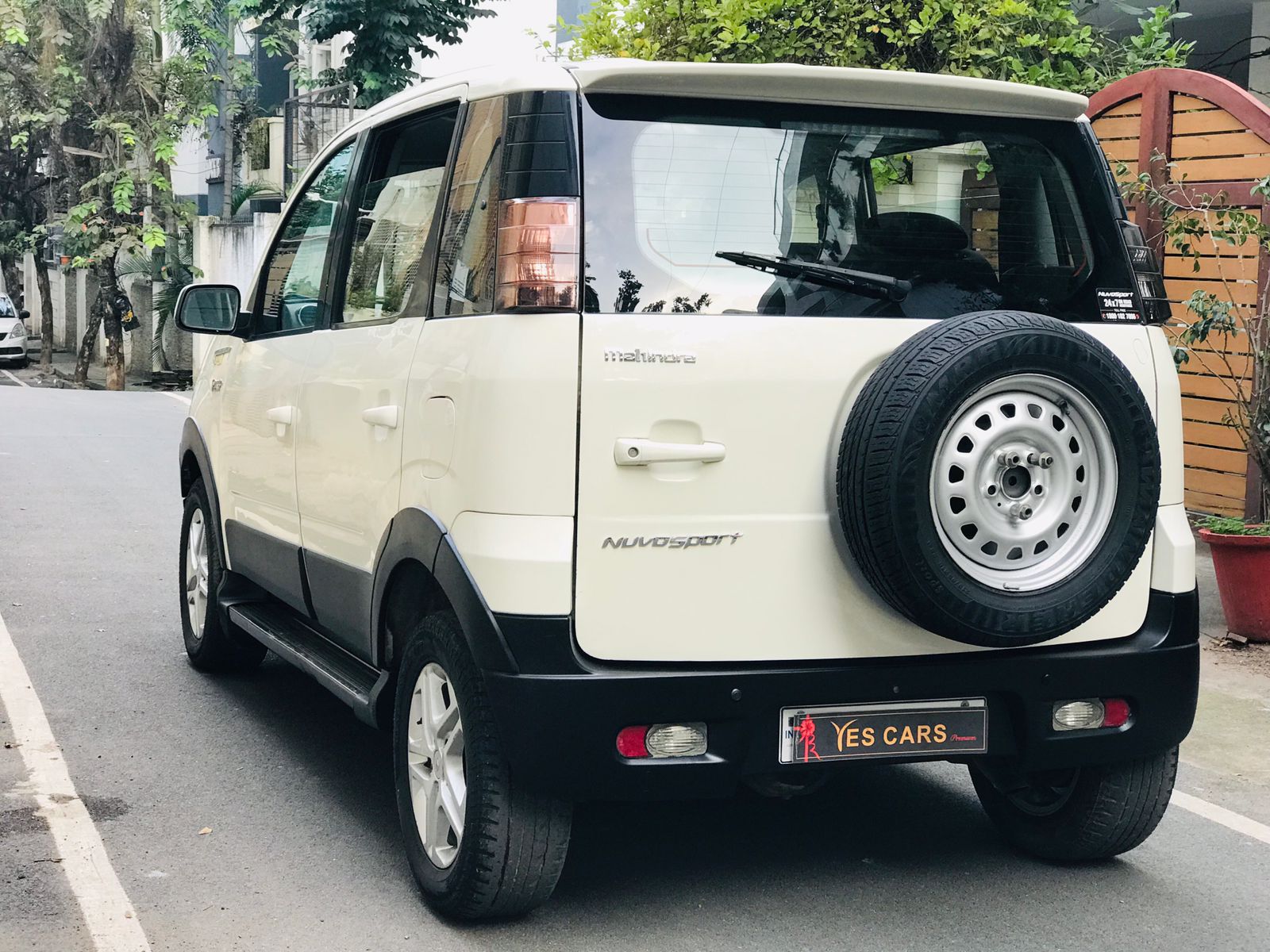 MAHINDRA NUVOSPORT N8 mHAWK