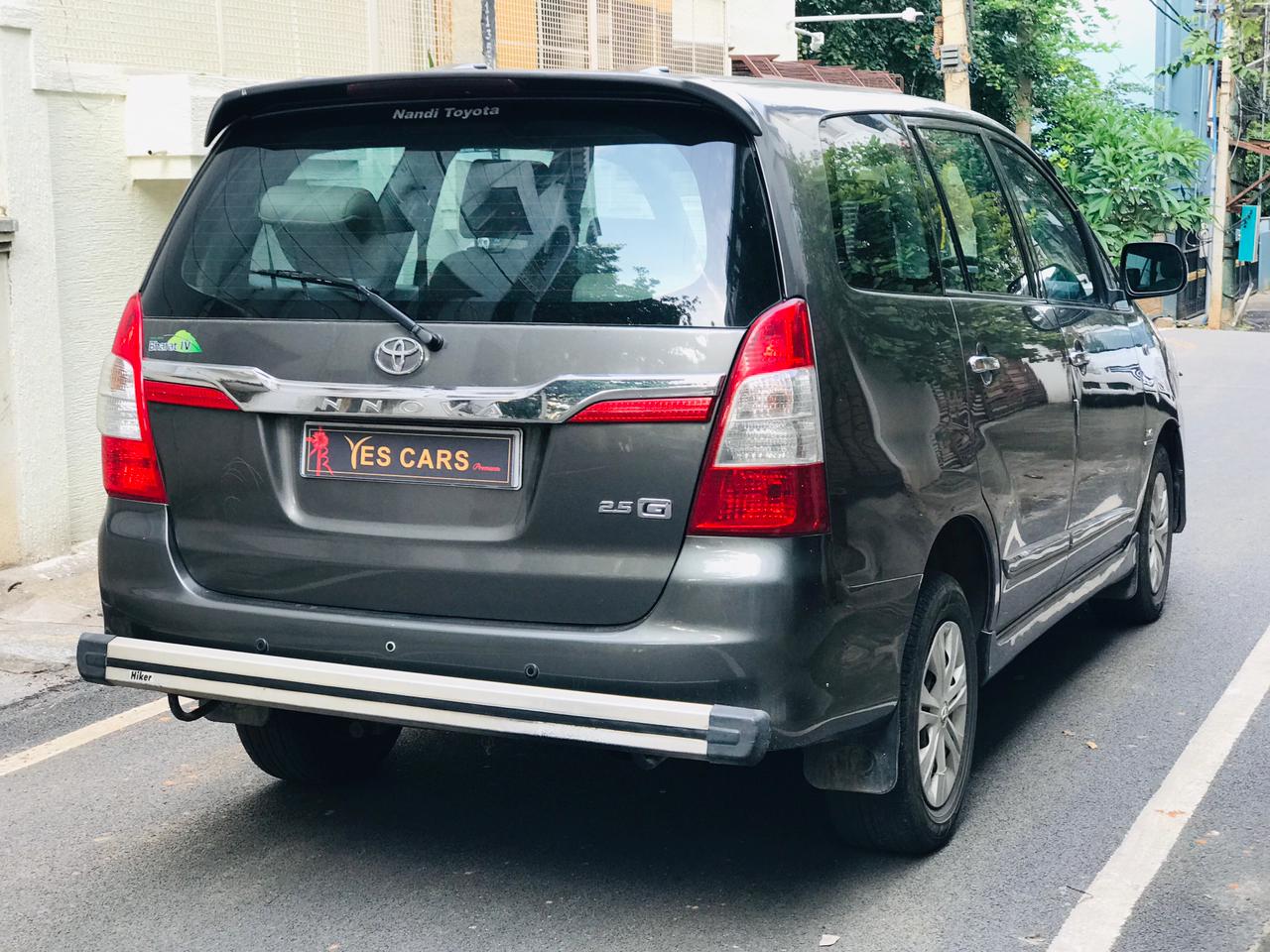 TOYOTA INNOVA 2.5 G (E4)