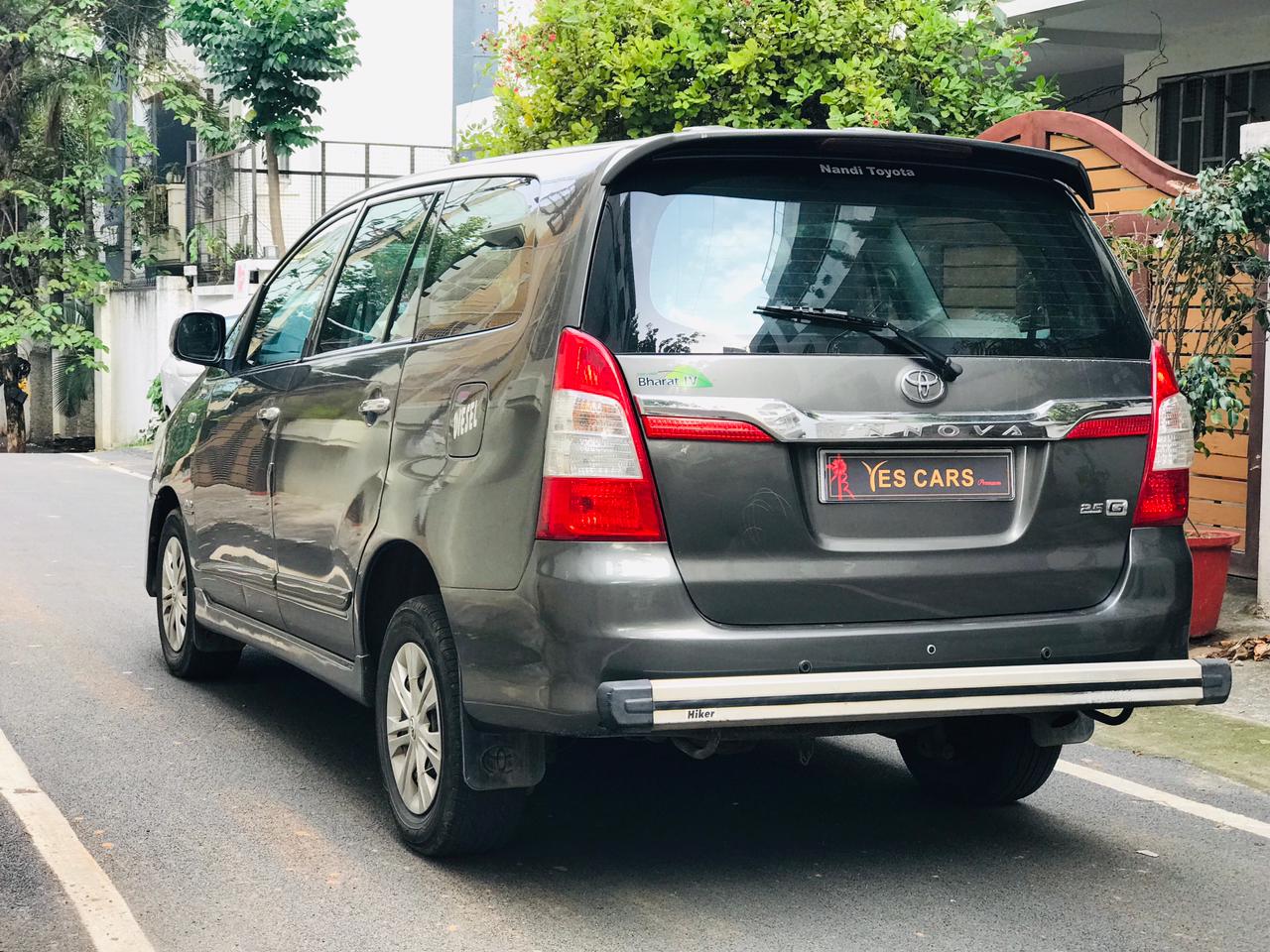 TOYOTA INNOVA 2.5 G (E4)