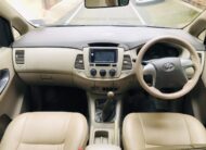 TOYOTA INNOVA 2.5 G (E4)