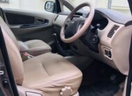 TOYOTA INNOVA 2.5 G (E4)