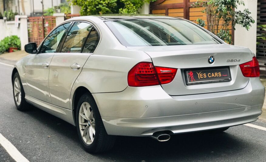 BMW 320 D SILVER