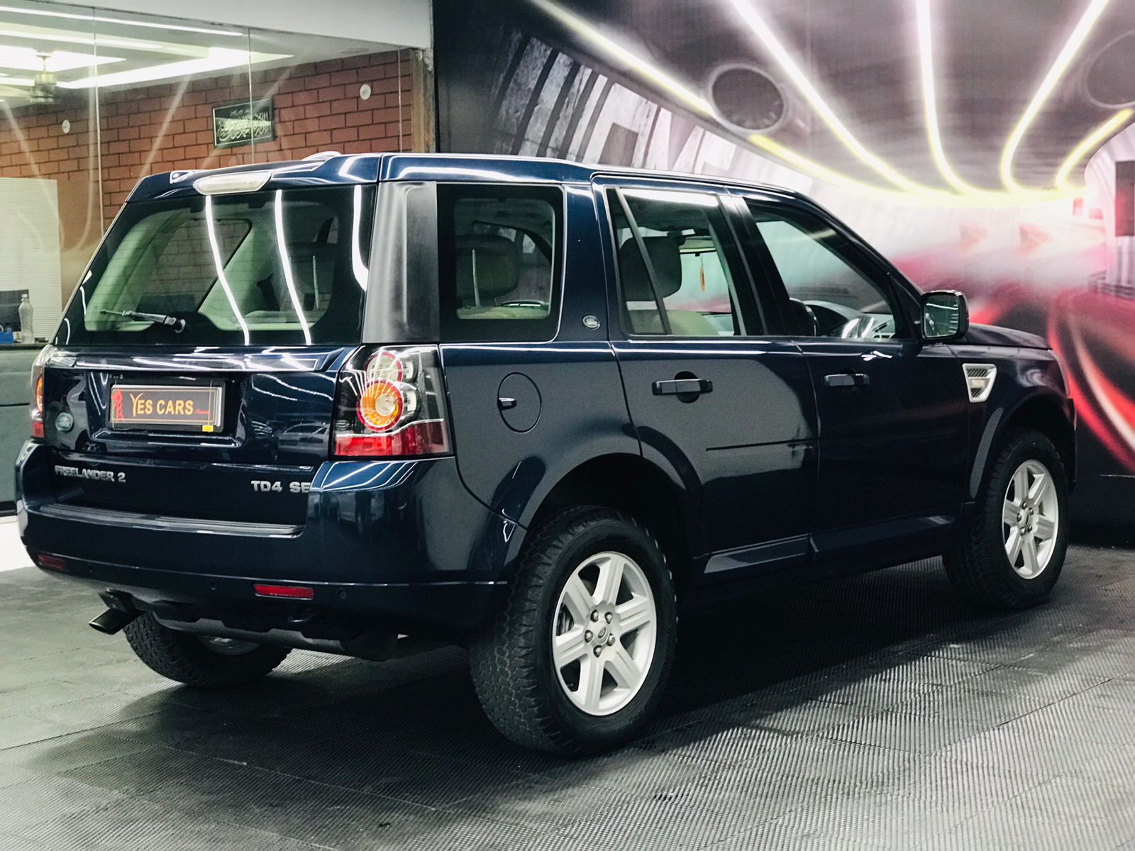 LAND ROVER FREELANDER2 2.2 (SE)