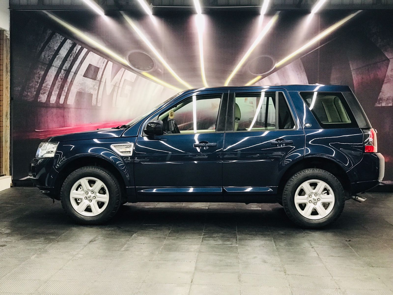 LAND ROVER FREELANDER2 2.2 (SE)