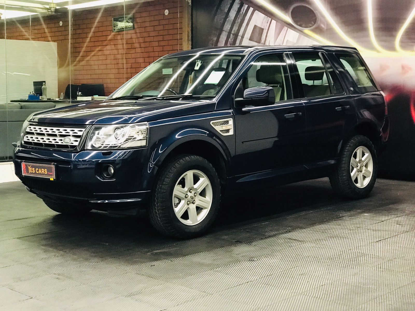 LAND ROVER FREELANDER2 2.2 (SE)
