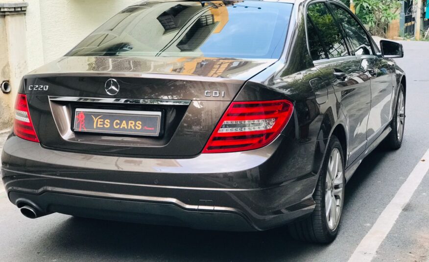 BENZ C220 BROWN