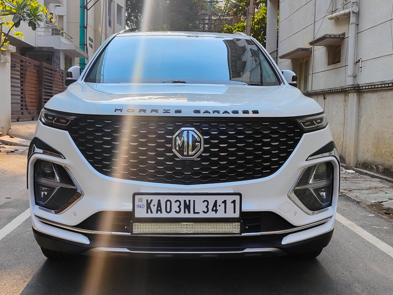 HECTOR PLUS 6SEAT DEMT SHARPB BS6